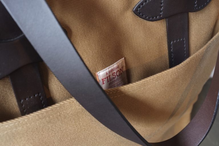FILSON　　　OPEN TOTE & TOTE BAG WITH ZIPPER