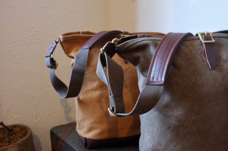 ARTS＆CRAFTS　　　ONE STRAP CARRYALL