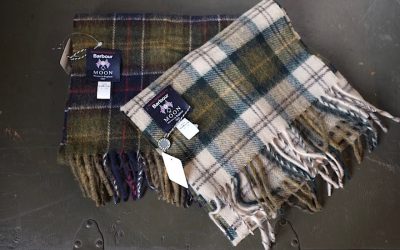 Barbour　　　MOON SCARF